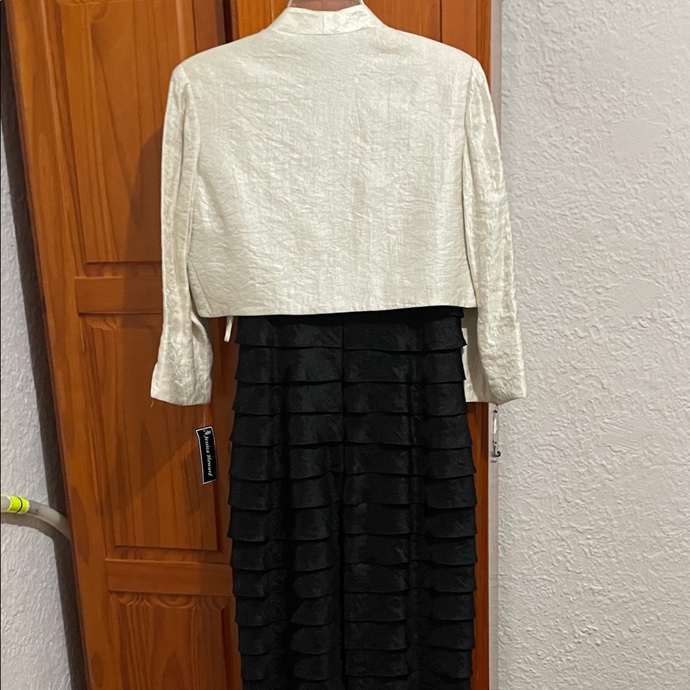 Jessica Howard Black and White Layered Dress with Jacket sz 10 new - Picture 7 of 8